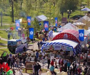 01.05.2023 г. в городском парке культуры Подниколье в городе Могилеве прошло торжественное Первомайское мероприятие с чествованием лучших трудящихся Могилевской области.